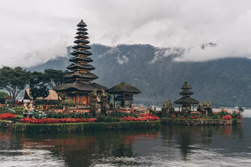 Bali weather by month.avif