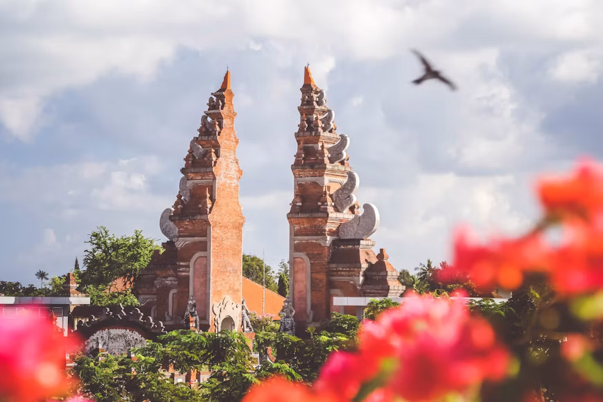 cheapest time to visit Bali.avif